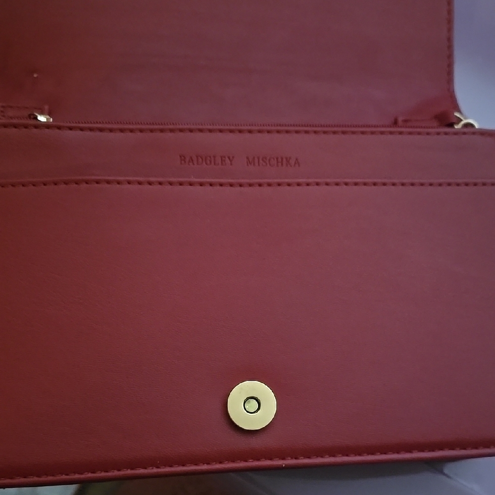 Badgley Muscha Elegant Brick Red Quilted Bag with Gold Chain - Picture 7 of 7